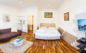 Vienna Market Apartments & Free Parking